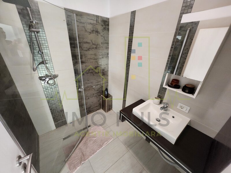Timisoara, 2 bai, terasa mare, mobilat si utilat, penthouse